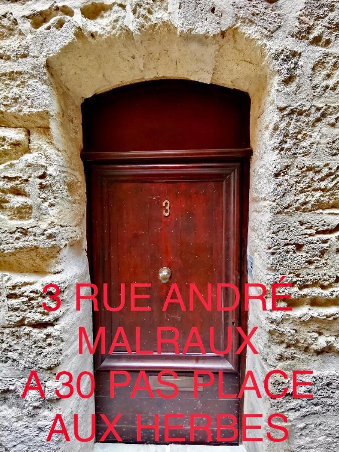 Appartement A 50 M De La Place Aux Herbes Uzès Kültér fotó
